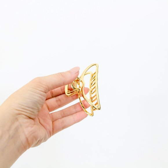 *Open Shape Claw Clip - Gold - Picture 8 of 9